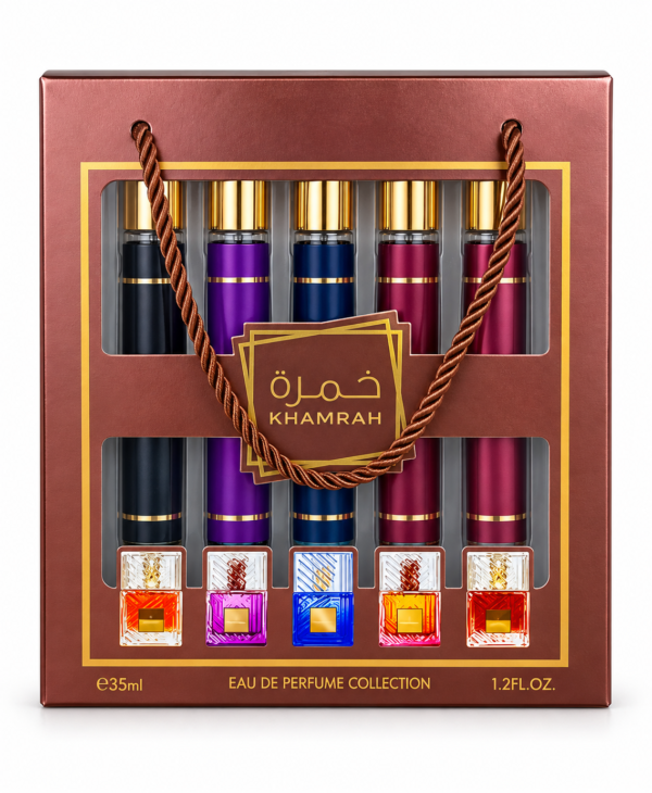 coffret Khamrah, coffret parfum Khamrah, Khamrah Eau de Parfum Collection, coffret 5 parfums, coffret eau de parfum, parfum oriental, coffret parfum arabe, coffret cadeau parfum, collection de parfums, assortiment de parfums, coffret parfum marron et doré, parfum en coffret cadeau, parfums miniatures, coffret parfumerie, cadeau parfum élégant, achat coffret parfum en ligne, parfum Khamrah collection, eau de parfum orientale.