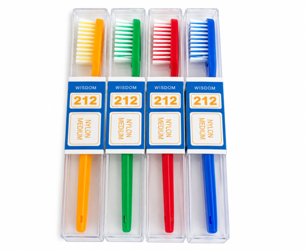 Brosse à dents WISDOM – Plusieurs couleurs et duretés disponibles